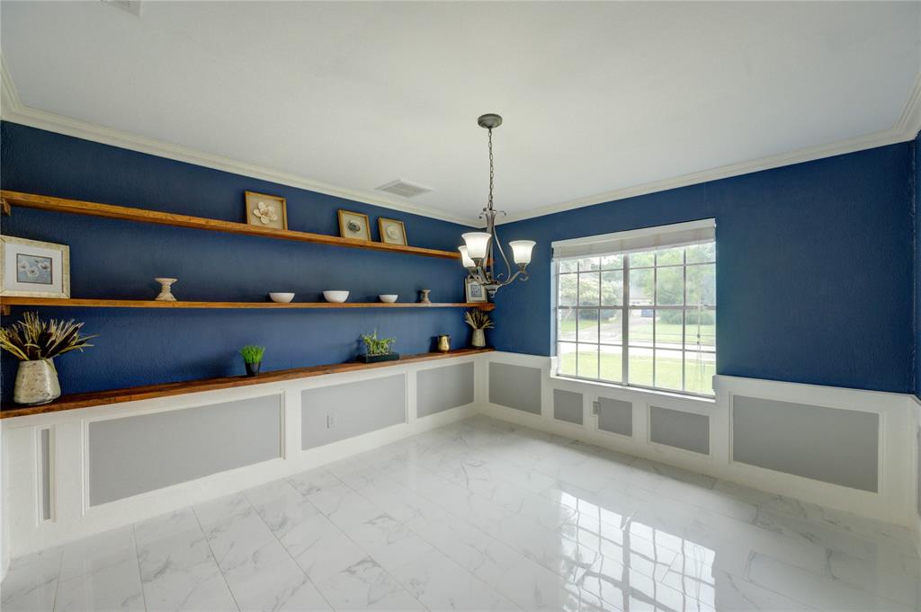 1802 Cobblestone Court