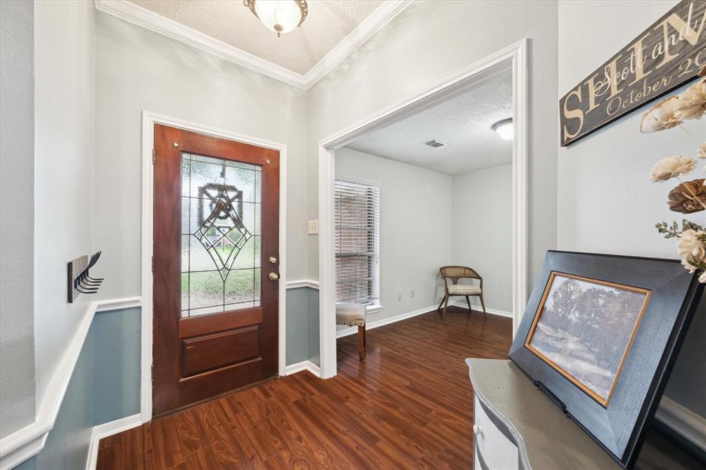 1118 Woodchase Drive, Pearland, Texas image 4