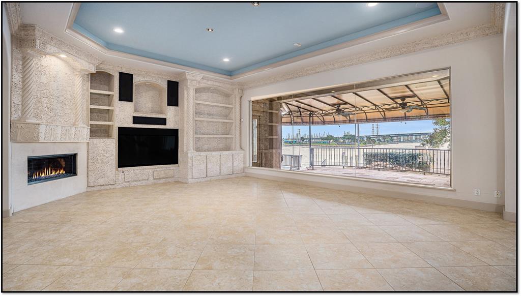 427 E Shore Drive, Clear Lake Shores, Texas image 4