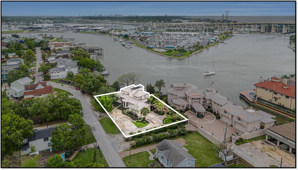 427 E Shore Drive, Clear Lake Shores, Texas image 28