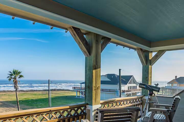 2139 Gulf, Crystal Beach, Texas image 2