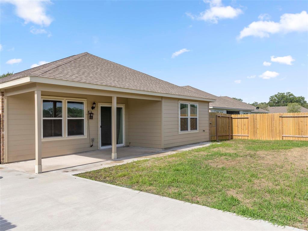 2715 Marguerite Street, Bay City, Texas image 25