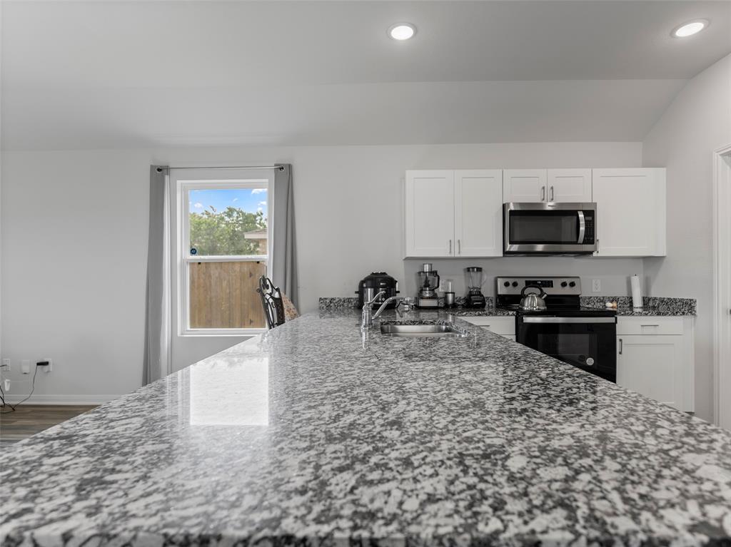 2715 Marguerite Street, Bay City, Texas image 14
