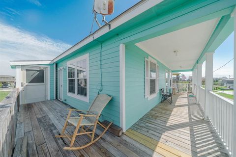 A home in Crystal Beach