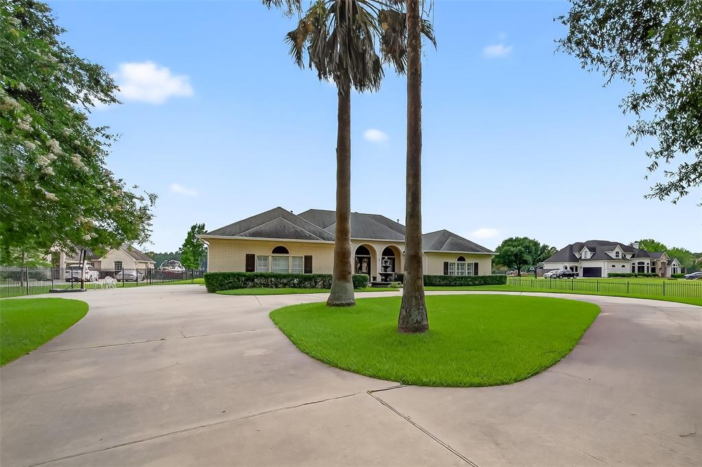 31810 Edgewater Drive