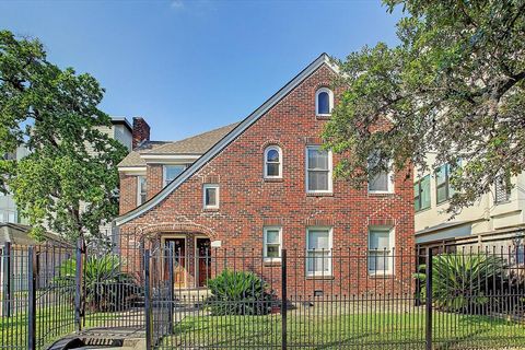 1709 Wentworth Street Houston TX 77004