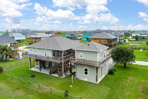 A home in Crystal Beach