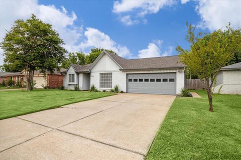 A home in La Porte