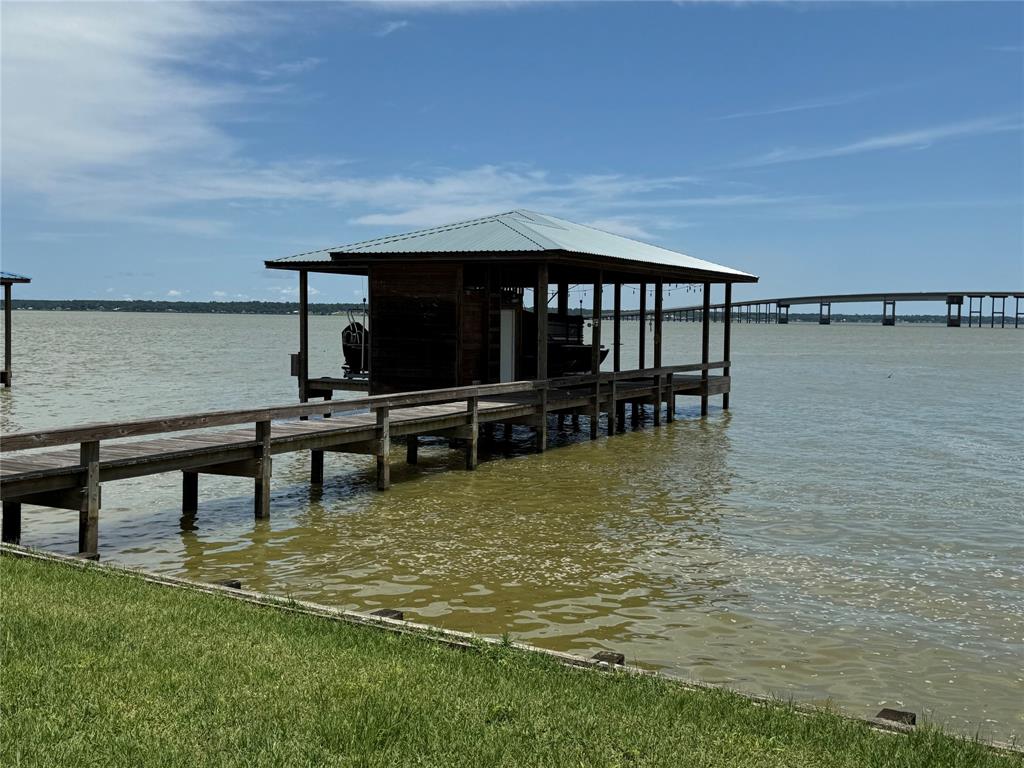 614 Lagoon Drive