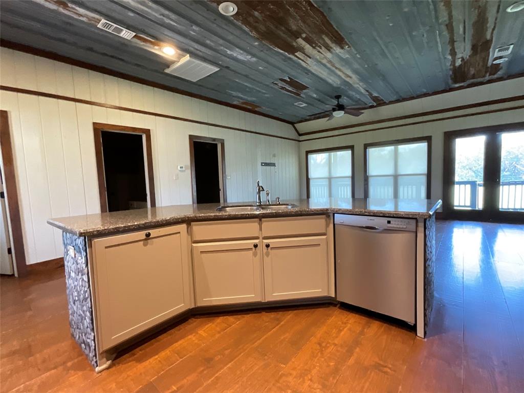 45 County Road 400, Yoakum, Texas image 10