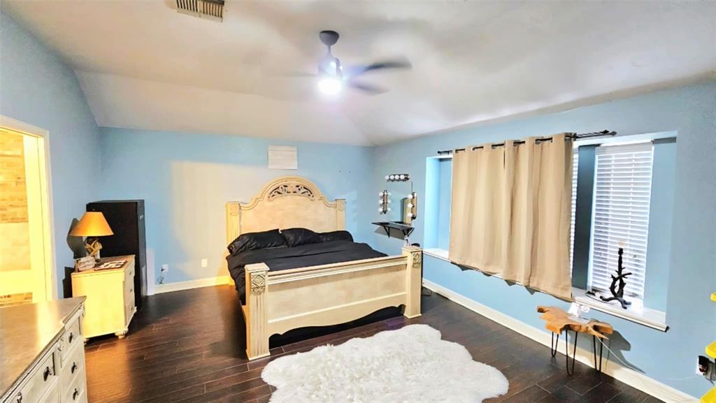 18042 Noble Forest Drive, Humble, Texas image 13