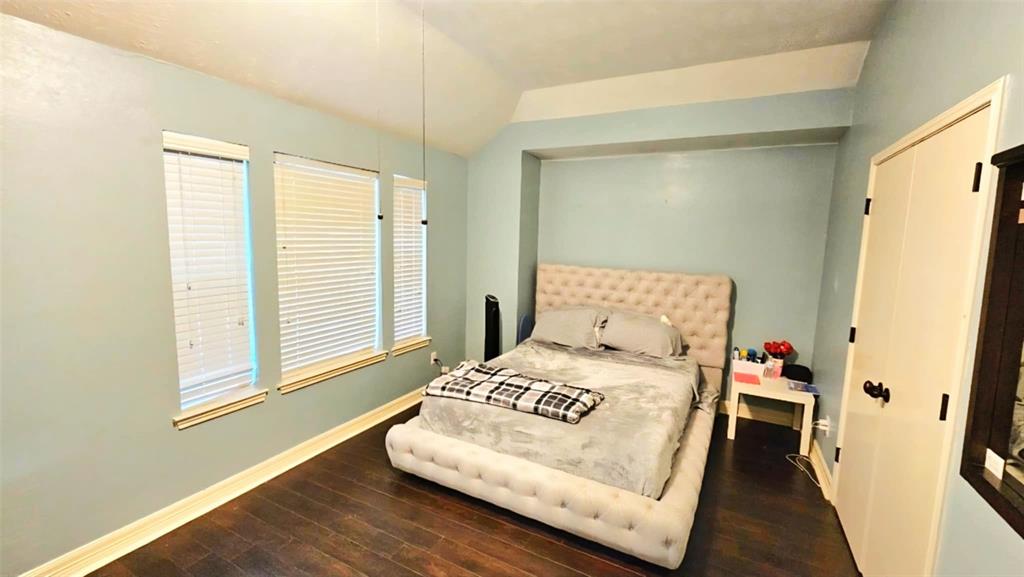18042 Noble Forest Drive, Humble, Texas image 12