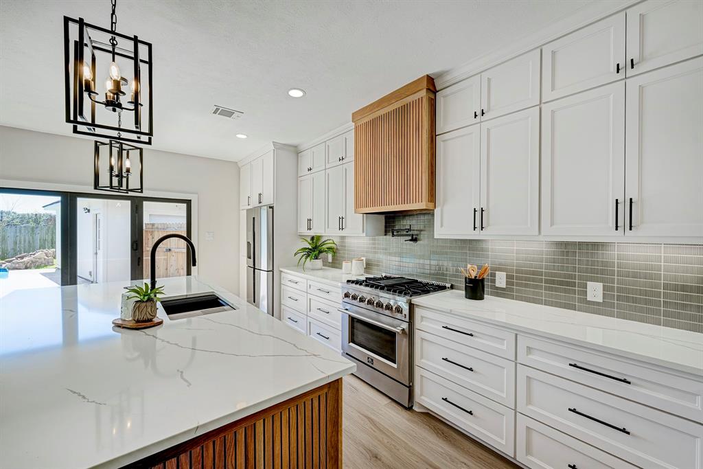 2115 Palm Castle Drive, League City, Texas image 10