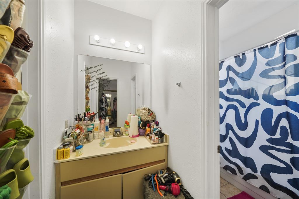 8888 Benning Drive #224, Houston, Texas image 10