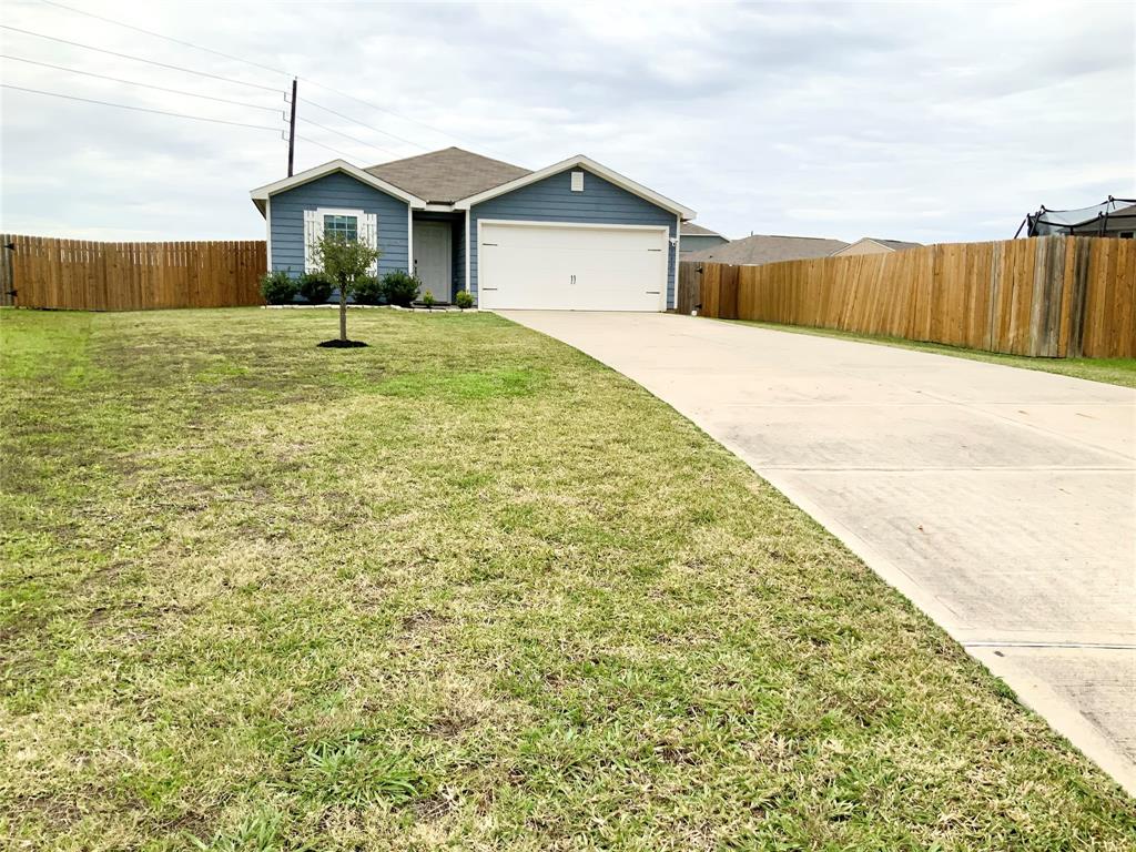 5827 Snapping Turtle Road, Baytown, Texas image 4