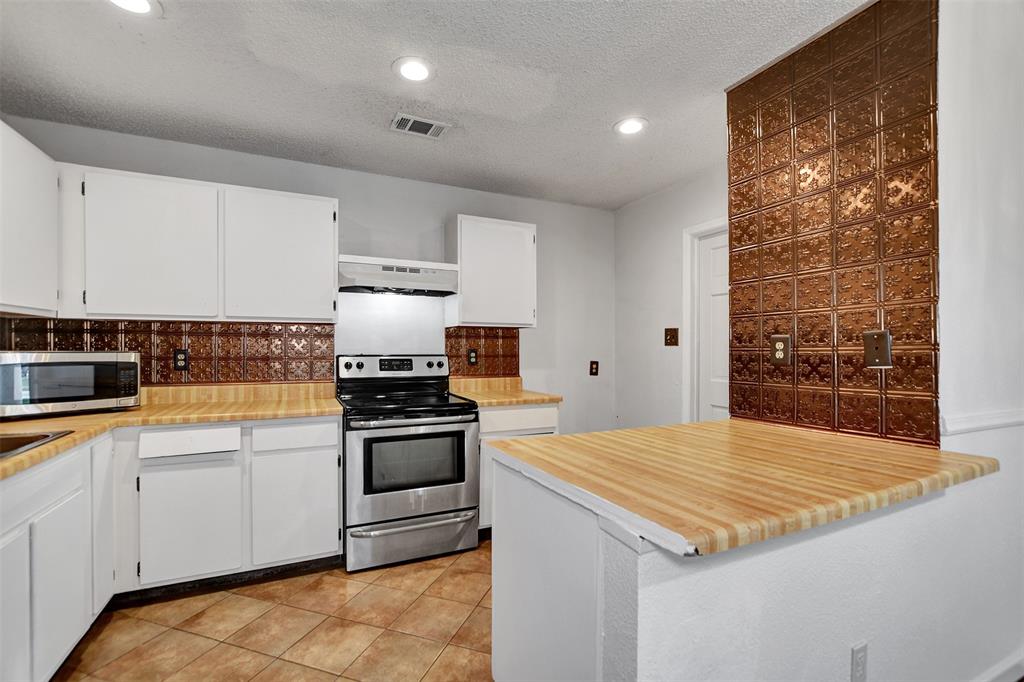 3123 Forestbrook Drive, Spring, Texas image 18