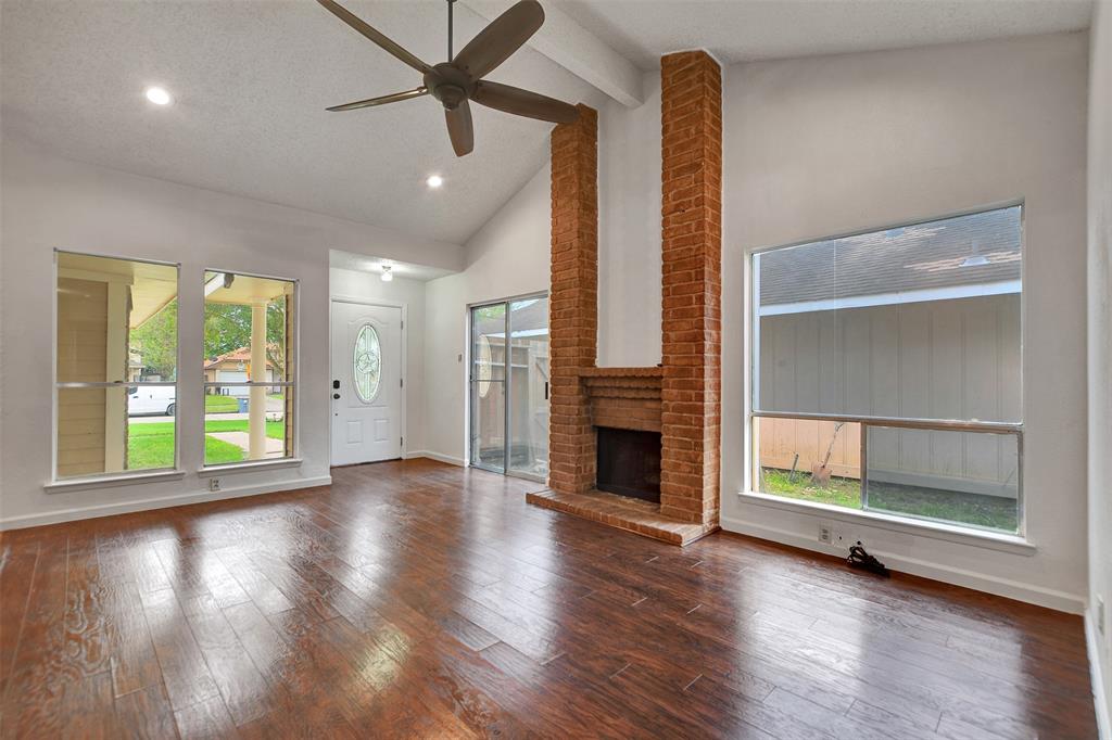 3123 Forestbrook Drive, Spring, Texas image 9