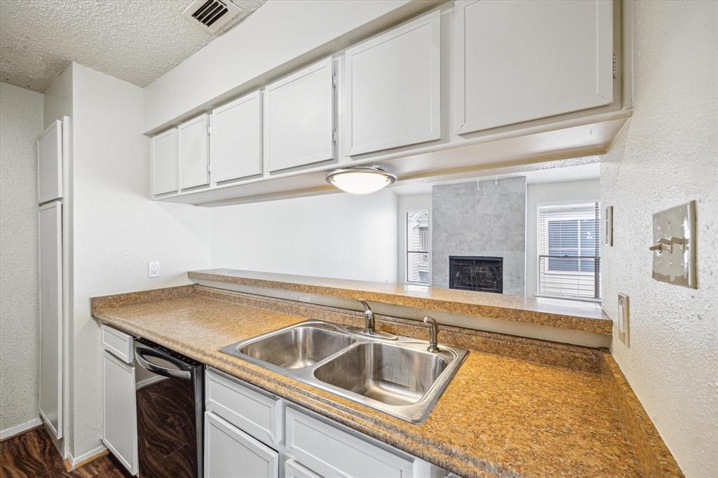 6701 Sands Point Drive 129