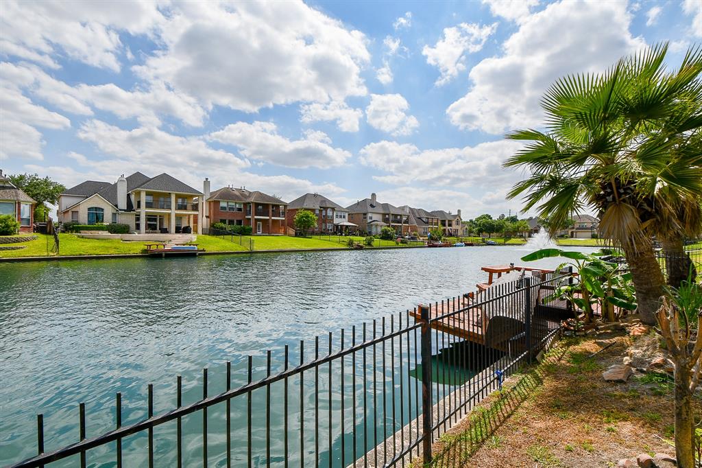 18103 Darling Point Court, Cypress, Texas image 1