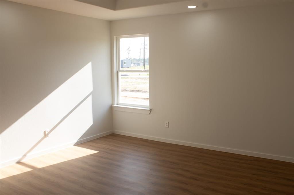 18423 Harvick Drive, Conroe, Texas image 10