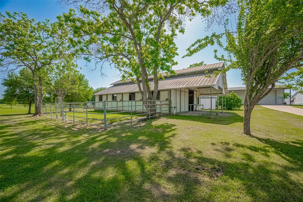 9271 Buckhorn Estates Road, Bellville, Texas image 35