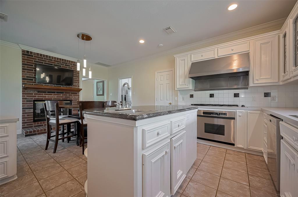 9271 Buckhorn Estates Road, Bellville, Texas image 12