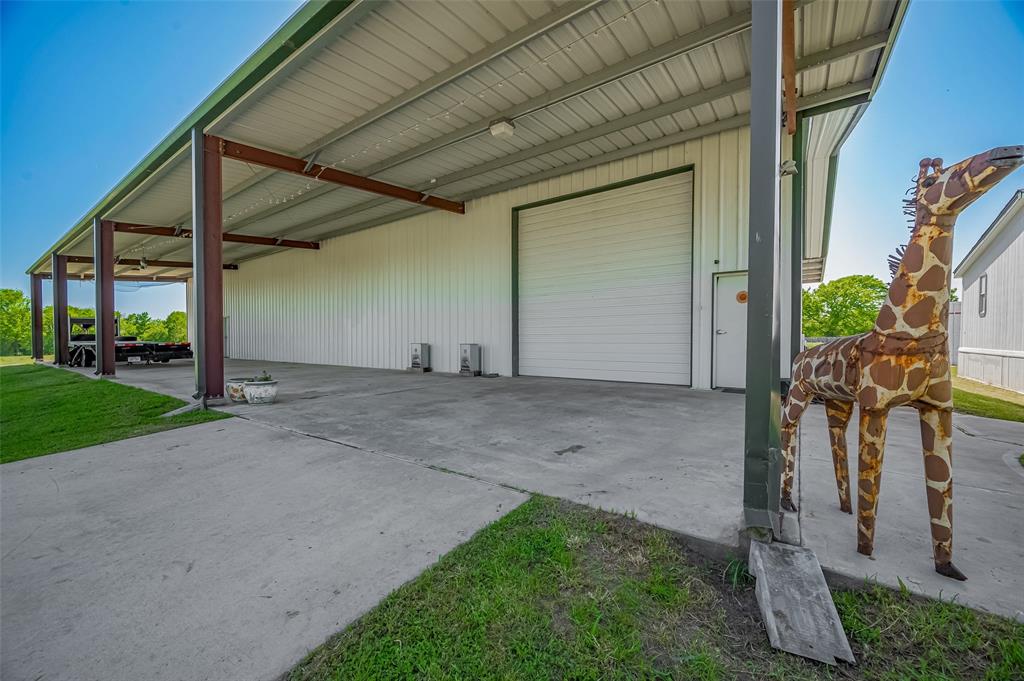 9271 Buckhorn Estates Road, Bellville, Texas image 40