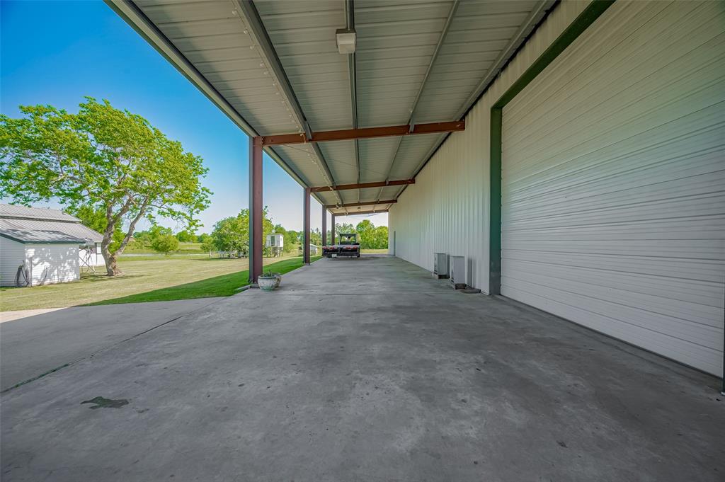 9271 Buckhorn Estates Road, Bellville, Texas image 41