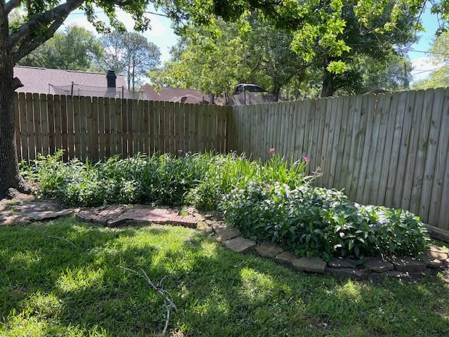 215 Oakwood Street, League City, Texas image 17