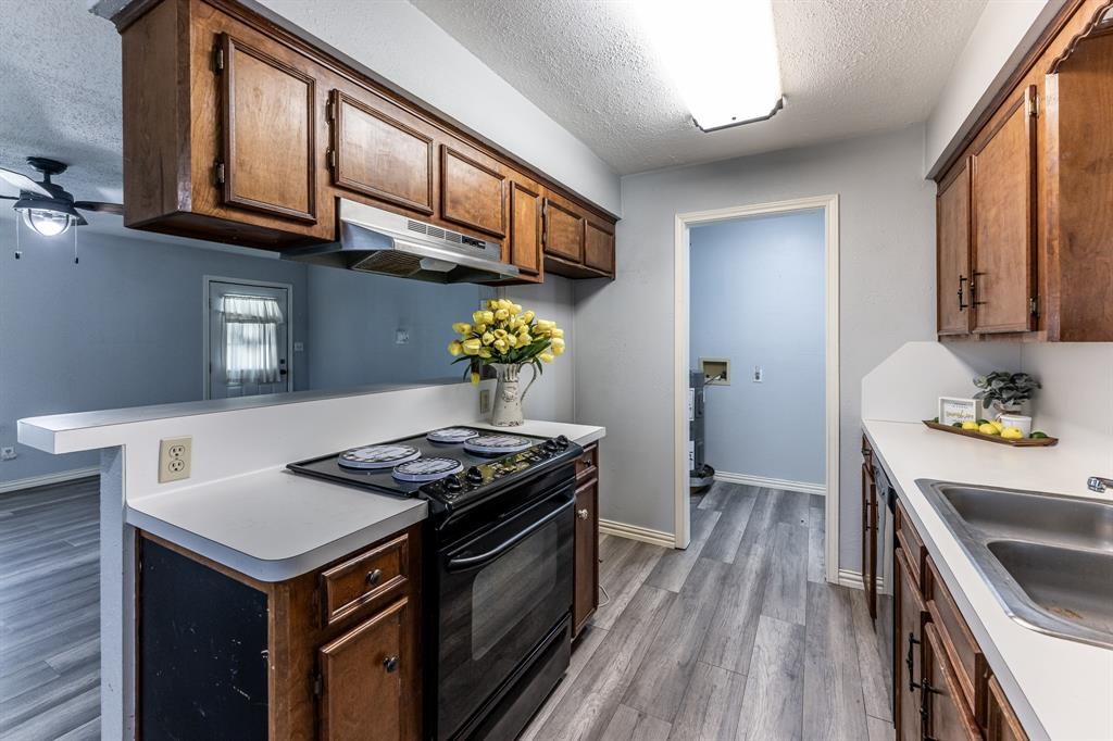 151 Town And Country Drive, Huntsville, Texas image 10