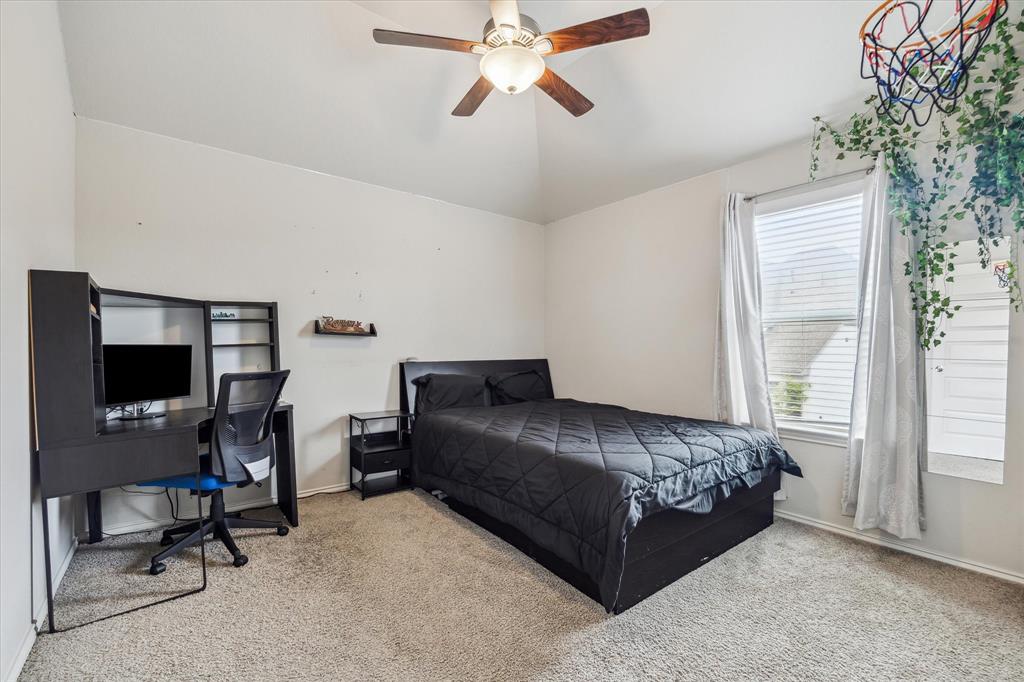 2208 Blackhawk Ridge Lane, Manvel, Texas image 18