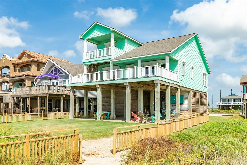 1630 Sandpebble Place, Surfside Beach, Texas image 8