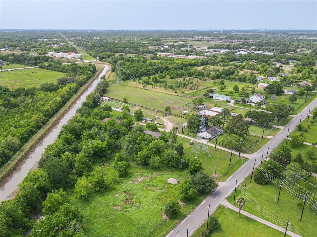 Herridge Road, Pearland, Texas image 6