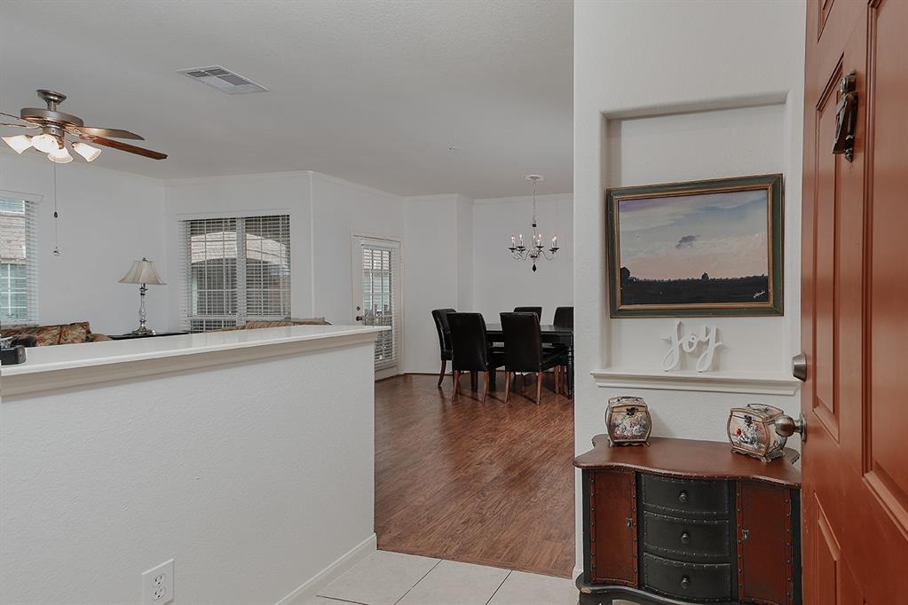 6607 Lake Woodlands Drive #314, The Woodlands, Texas image 5