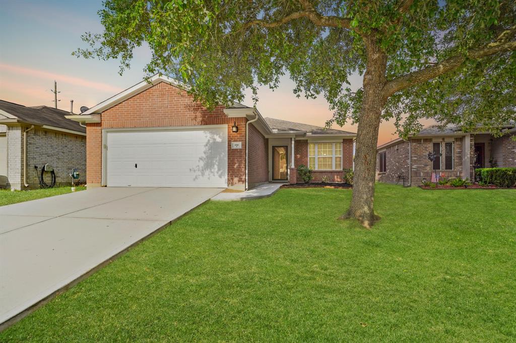 8510 Ruby River Lane, Richmond, Texas image 1