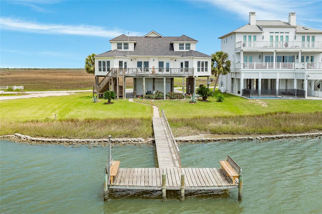 2724 11 Mile Road, Galveston, Texas image 1