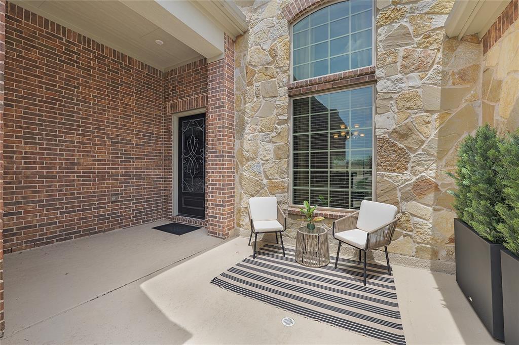 10303 Mesa Drive