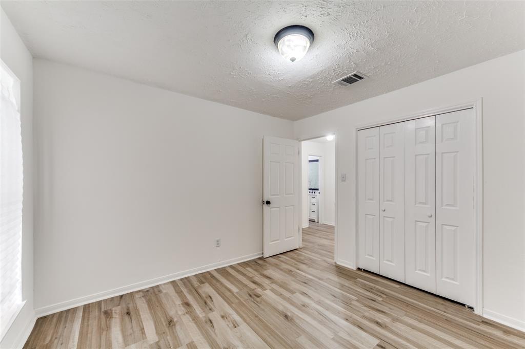 15038 Timberlea Drive, Houston, Texas image 10