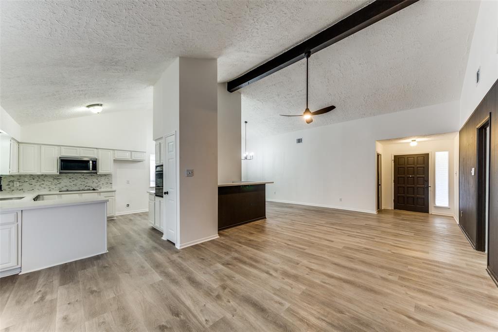 15038 Timberlea Drive, Houston, Texas image 4