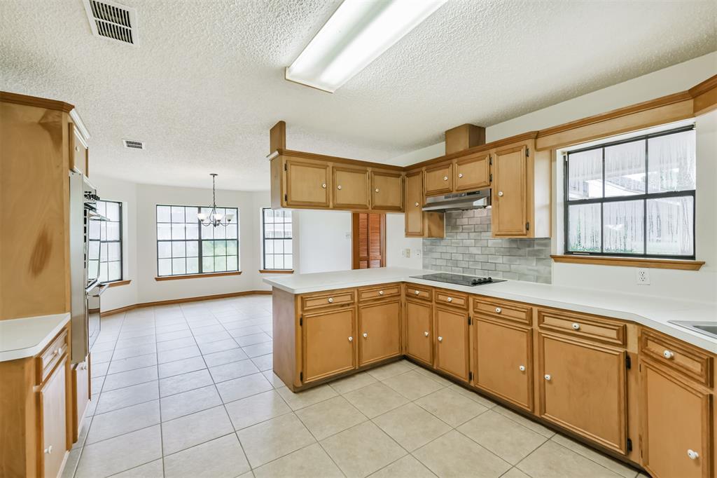 633 County Road 2222, Cleveland, Texas image 16