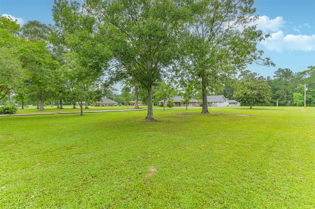 633 County Road 2222, Cleveland, Texas image 48