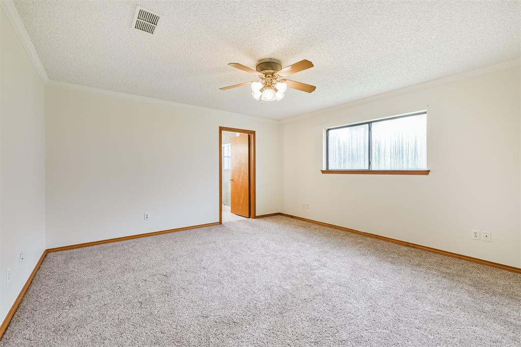 633 County Road 2222, Cleveland, Texas image 22