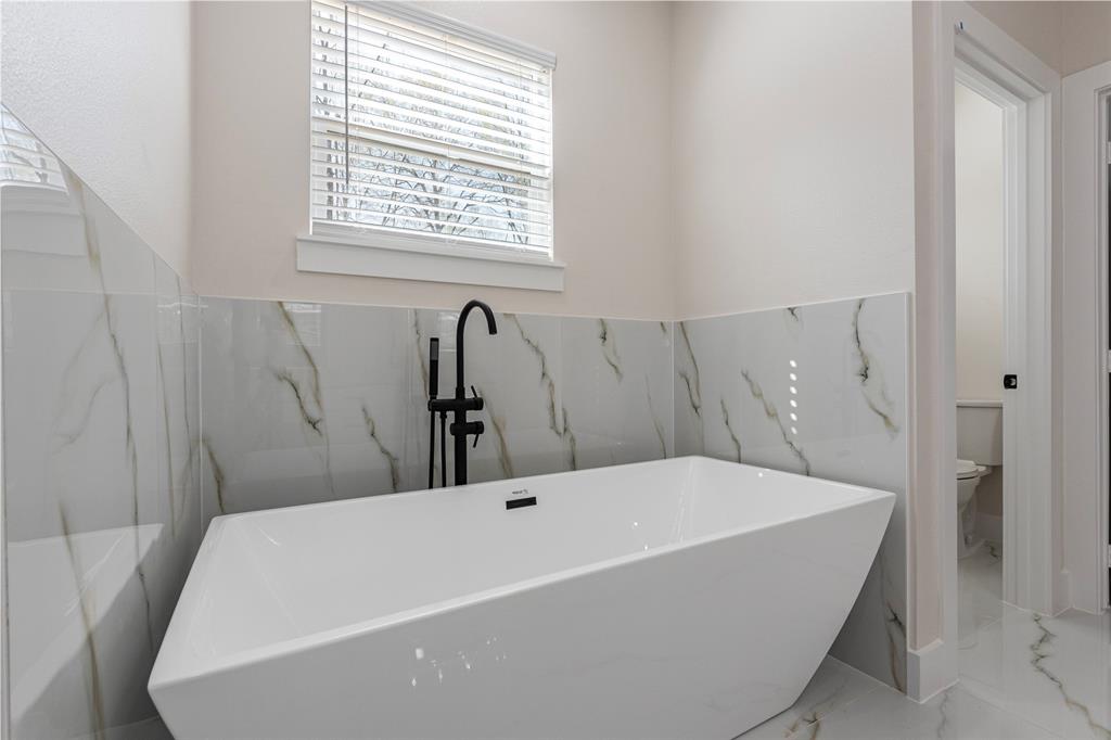 83 County Road 6498, Dayton, Texas image 32