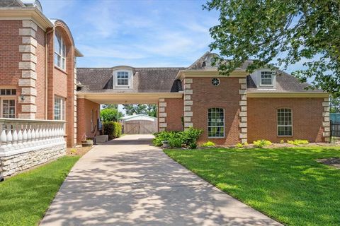 A home in Friendswood