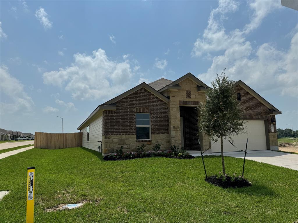 1701 Grimes Drive, Brenham, Texas image 3