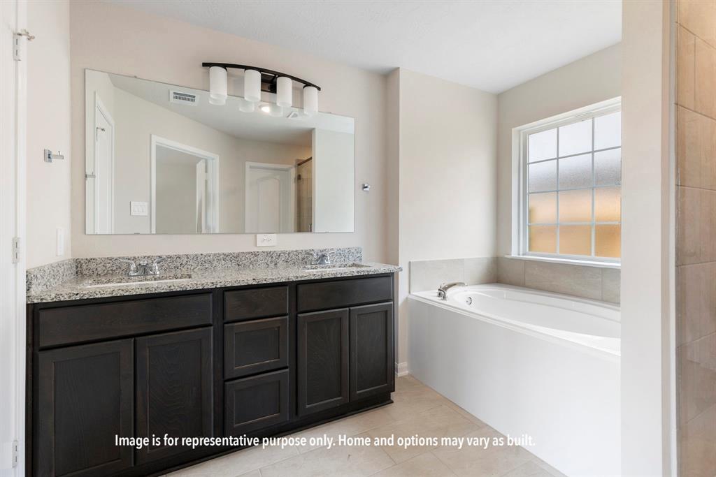 219 New Dawn Trail, Huntsville, Texas image 5