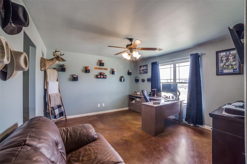 2259 County Road 325, Sabinal, Texas image 18