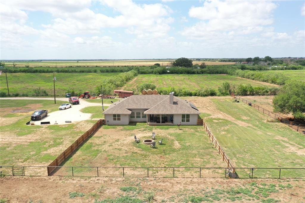 2259 County Road 325, Sabinal, Texas image 40