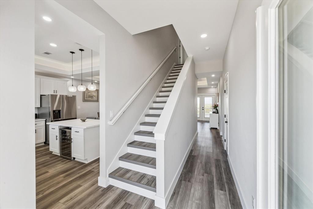 738 Dolphin Drive