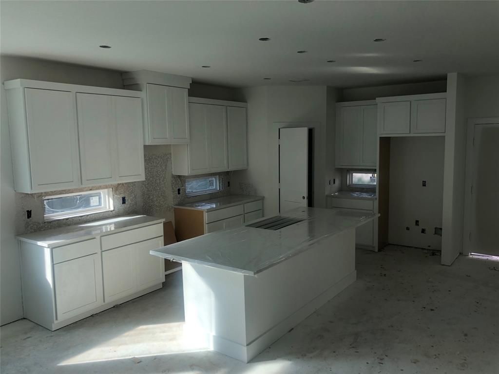 15146 Dry Creek Junction Place, Cypress, Texas image 2